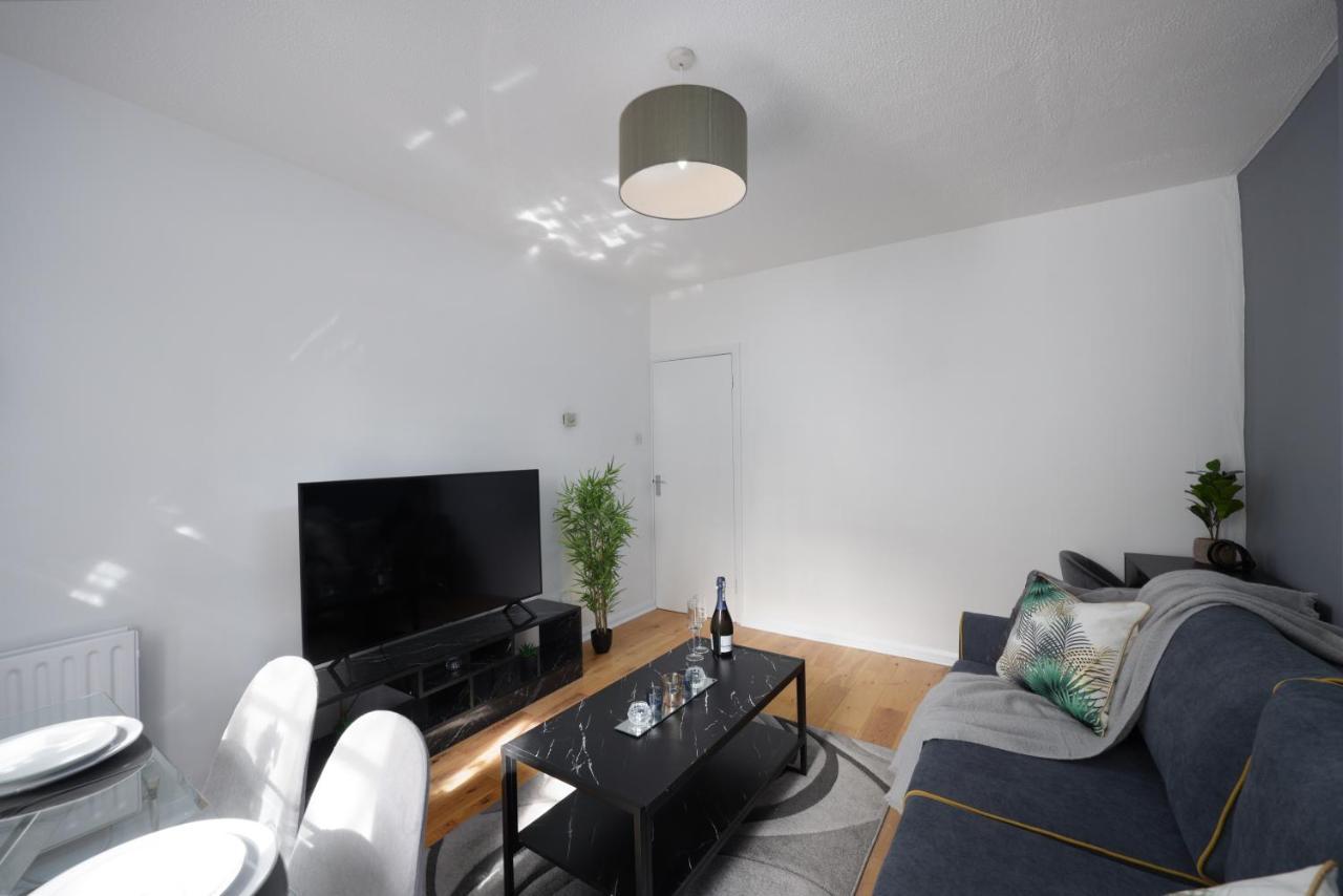 Modern One Bedroom Apartment Next To Old Street Londra Esterno foto